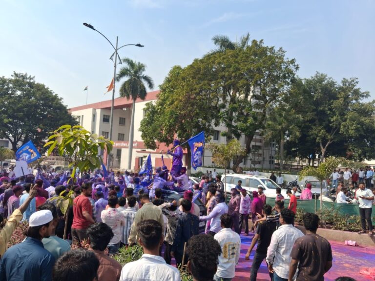 NCP WORKERES CERLEBRATE VICTORY IN BARAMATI