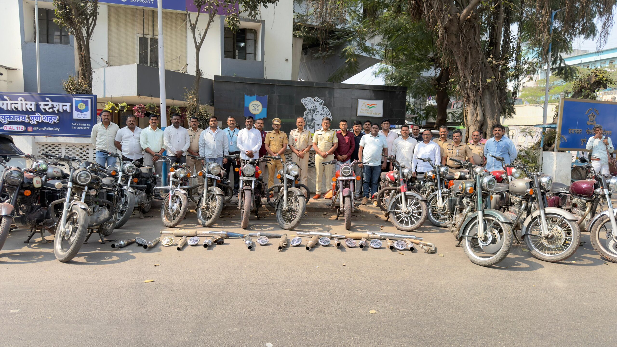 19 Bikes Seized in Hadapsar Hadapsar Police cracked down on workers using modified silencers and loud horns near the Sadhana Vidyalaya counting center