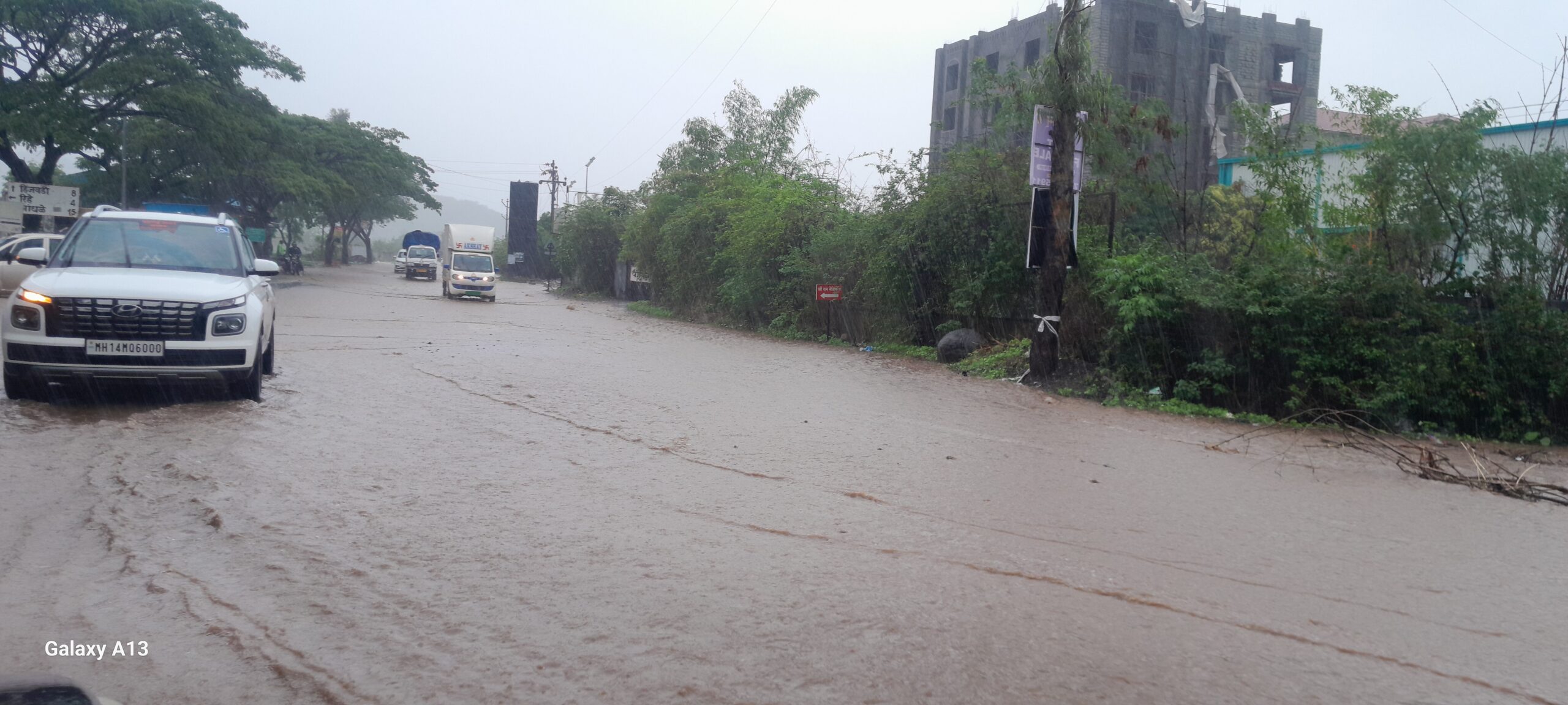 Mulshi Torrential Rain: Tamhini Ghat Closed, Normal Life Disrupted, and Hinjawadi Roads Turn into Rivers